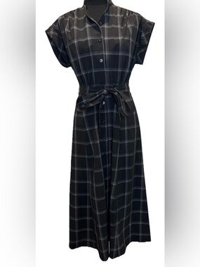 Calvin Klein Women's Short Sleeve Black & White Collared, Button Dress, Size 4